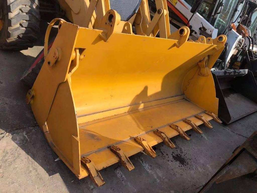 LiuGong 777A - Încărcător frontal pe pneuri: Foto 2 LiuGong 777A - Încărcător frontal pe pneuri: Foto 2