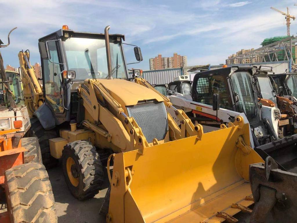 LiuGong 777A - Încărcător frontal pe pneuri: Foto 1 LiuGong 777A - Încărcător frontal pe pneuri: Foto 1