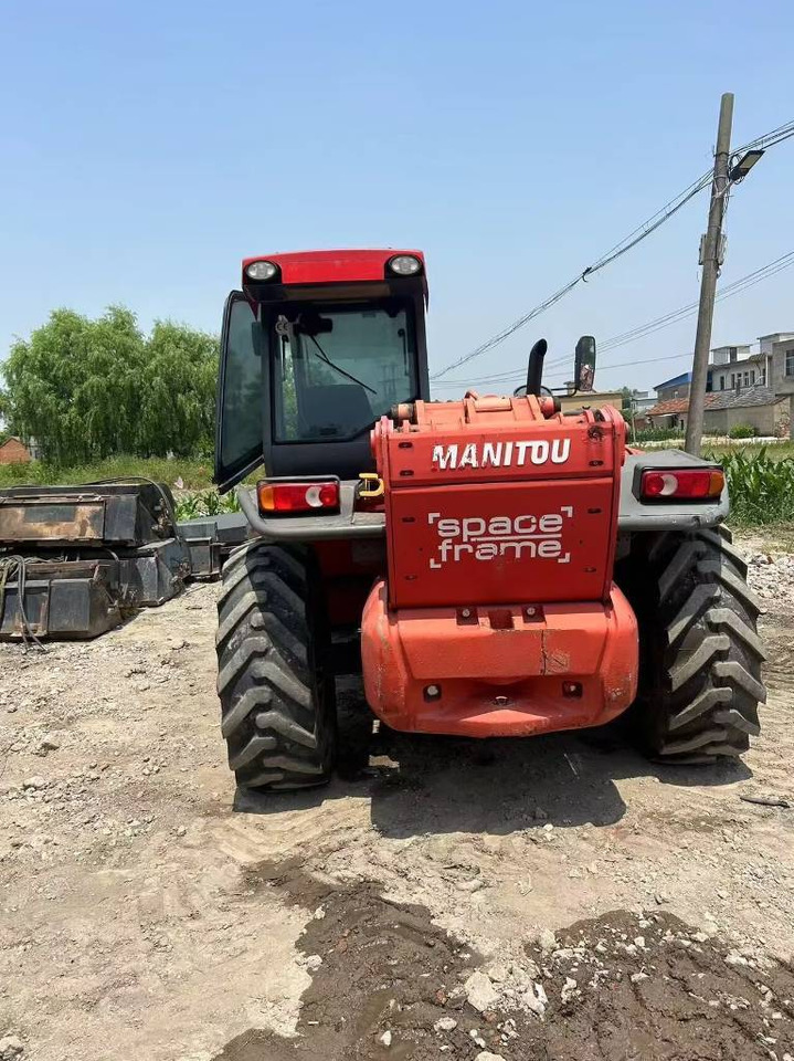 Manitou MT 1740 SL T - Mini încărcător: Foto 5 Manitou MT 1740 SL T - Mini încărcător: Foto 5