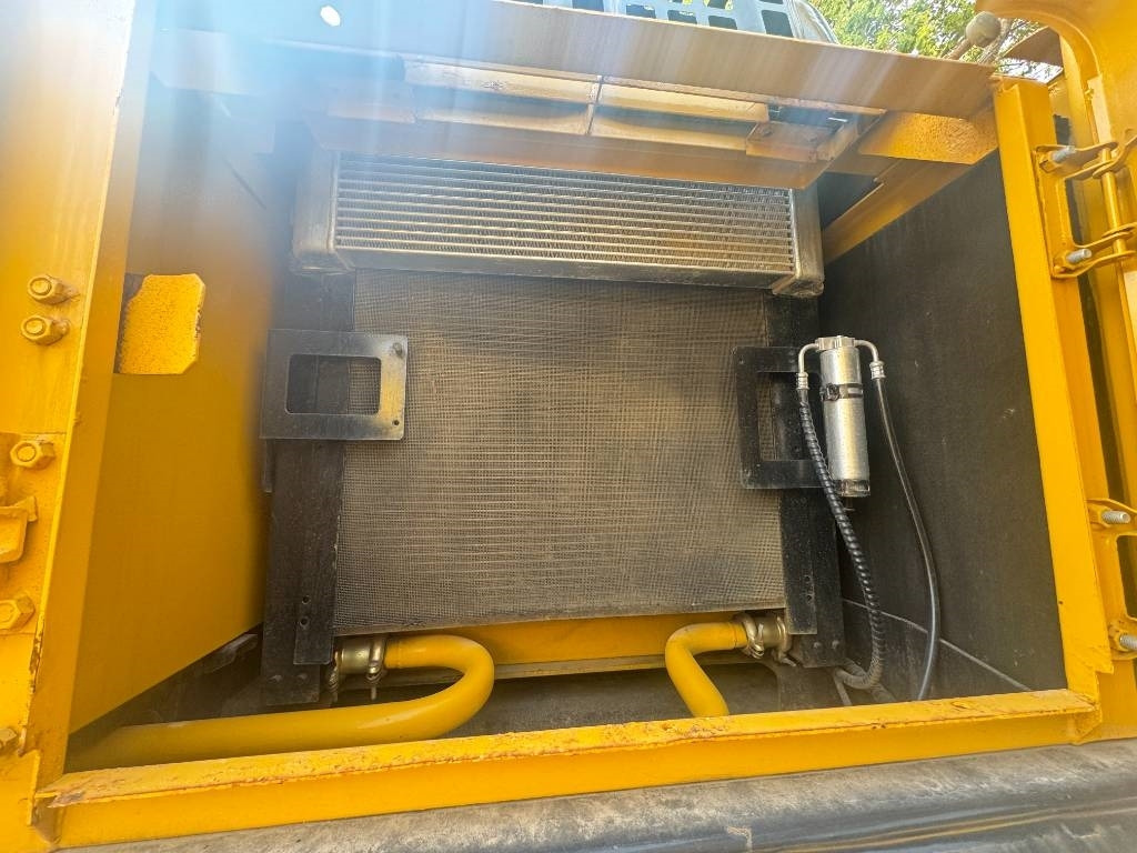 Sany SY 305 H - Excavator pe şenile: Foto 4 Sany SY 305 H - Excavator pe şenile: Foto 4