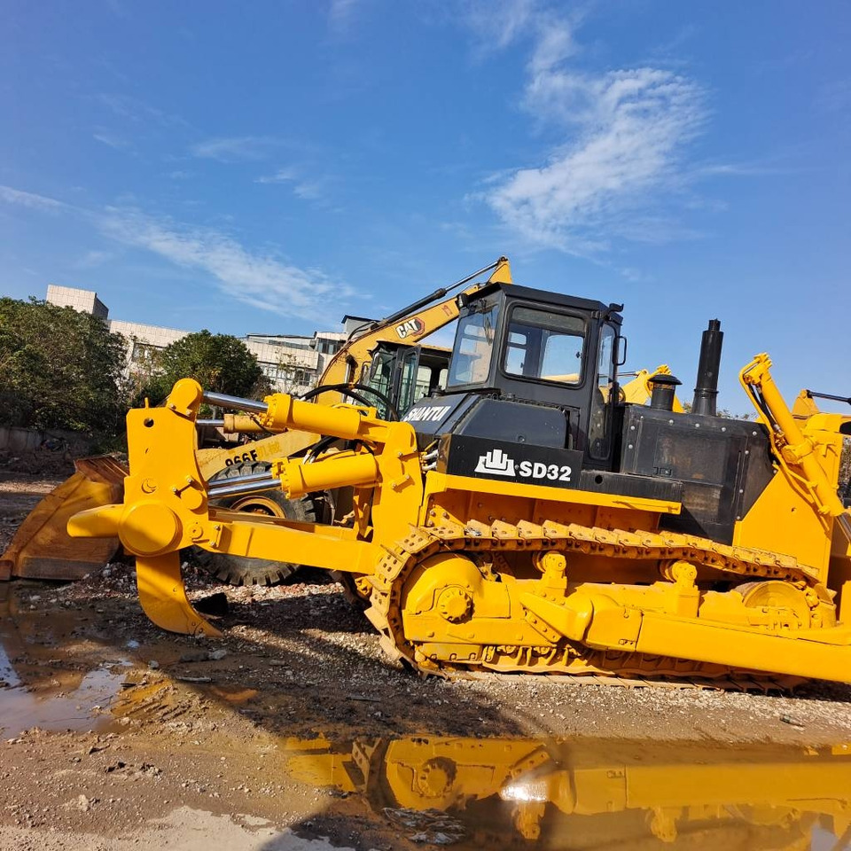 Shantui SD 32 - Excavator pe şenile: Foto 1 Shantui SD 32 - Excavator pe şenile: Foto 1