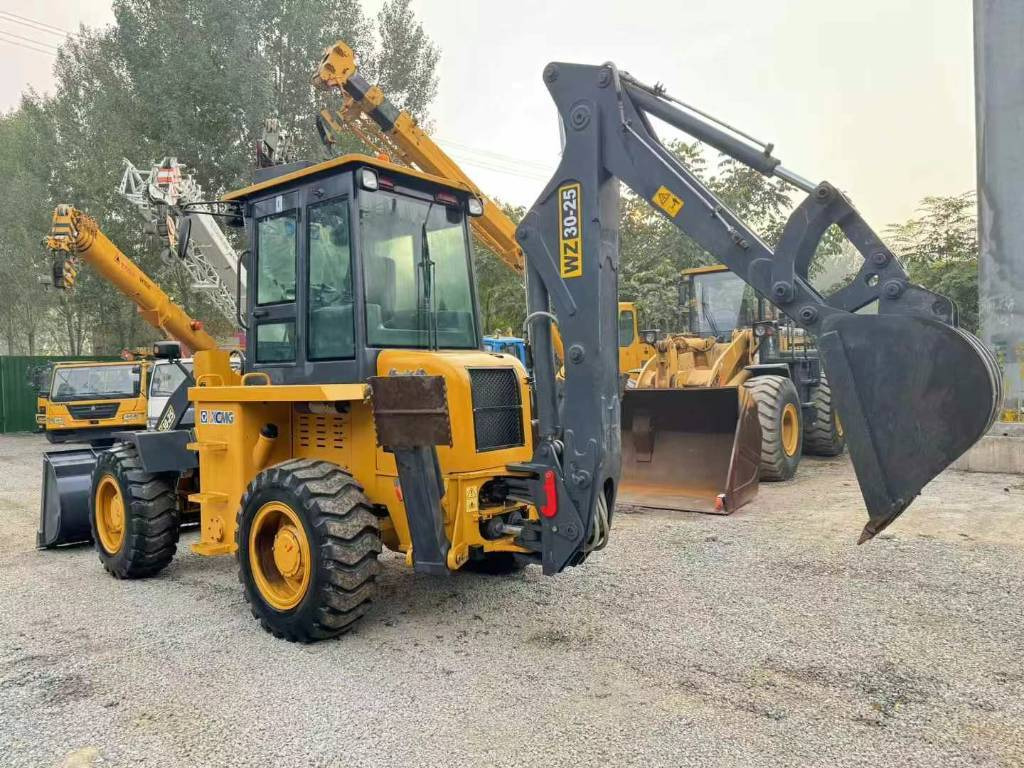 XCMG WZ 30-25 - Buldoexcavator: Foto 3 XCMG WZ 30-25 - Buldoexcavator: Foto 3