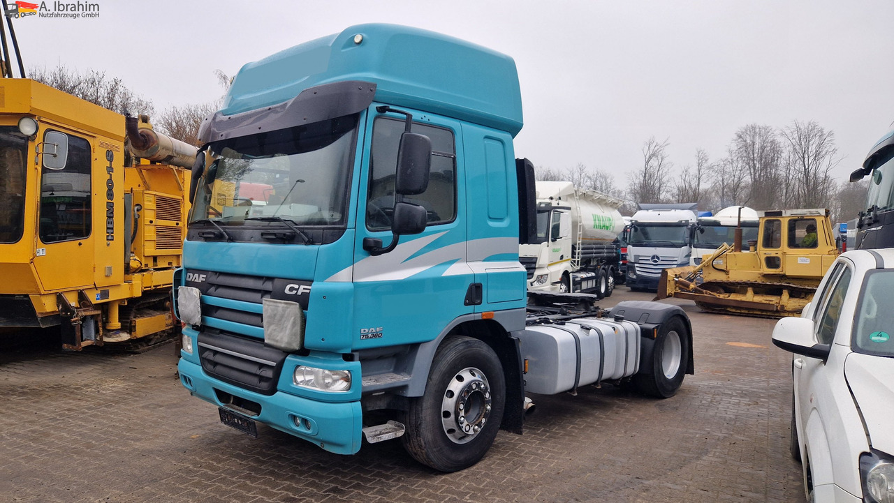 Daf FT CF 2x Nebenantrieb, Kipphydraulik deutsches Fahrzeug, fehlerfrei im Display - Cap tractor: Foto 1 Daf FT CF 2x Nebenantrieb, Kipphydraulik deutsches Fahrzeug, fehlerfrei im Display - Cap tractor: Foto 1
