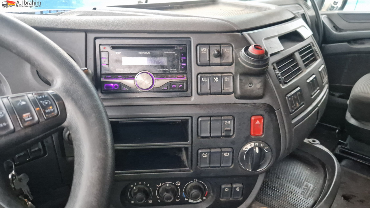 Daf XF460 FT PTU für Kompressor Kipphydraulik, Retarder, Standklima - Cap tractor: Foto 4 Daf XF460 FT PTU für Kompressor Kipphydraulik, Retarder, Standklima - Cap tractor: Foto 4