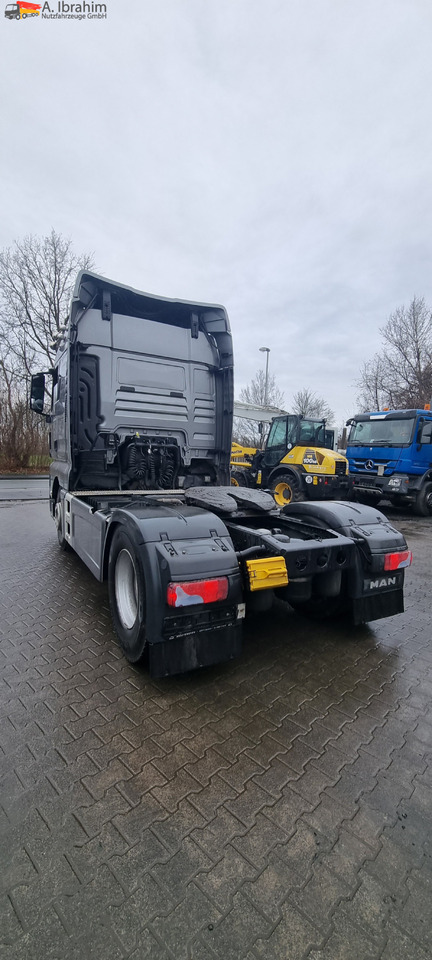 MAN 18.500 TGX Retarder, 2x Tank, Motorschaden !! - Cap tractor: Foto 2 MAN 18.500 TGX Retarder, 2x Tank, Motorschaden !! - Cap tractor: Foto 2