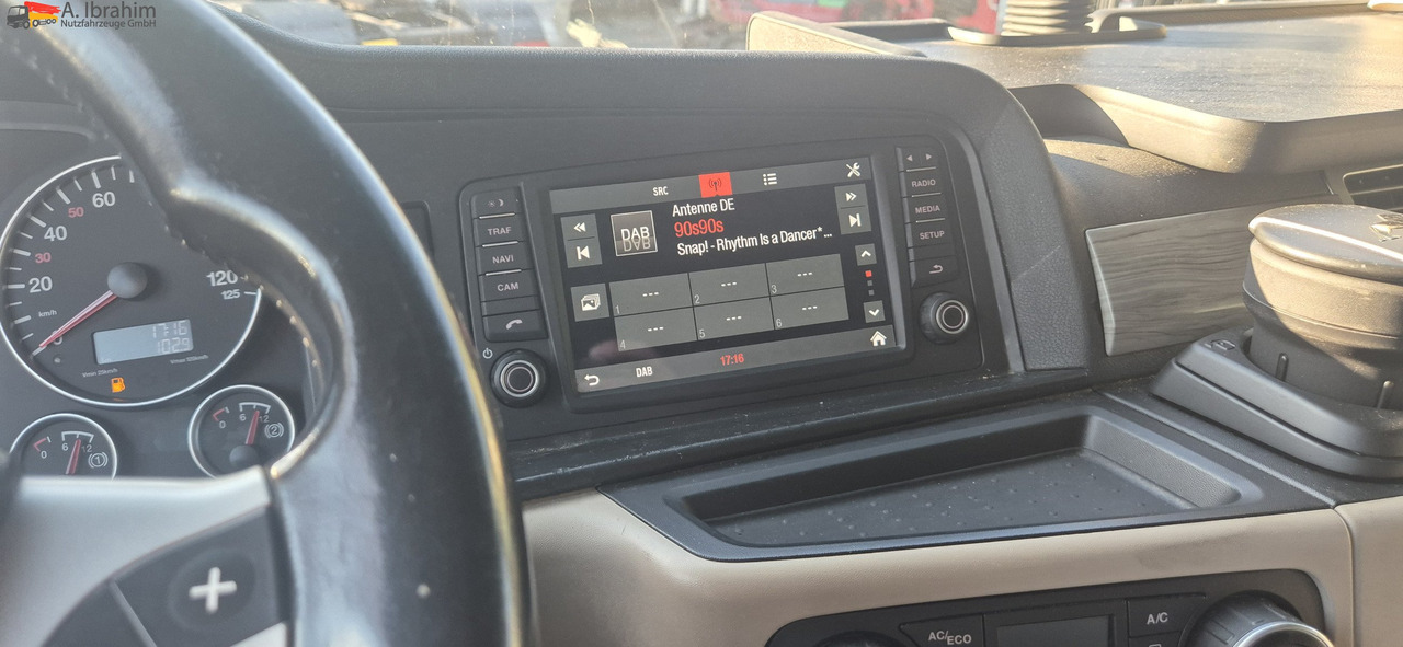 MAN TGX 18.500 Retarder | Standklima | XXL | 2x Tank | LED | deutsches Fahrzeug - Cap tractor: Foto 2 MAN TGX 18.500 Retarder | Standklima | XXL | 2x Tank | LED | deutsches Fahrzeug - Cap tractor: Foto 2