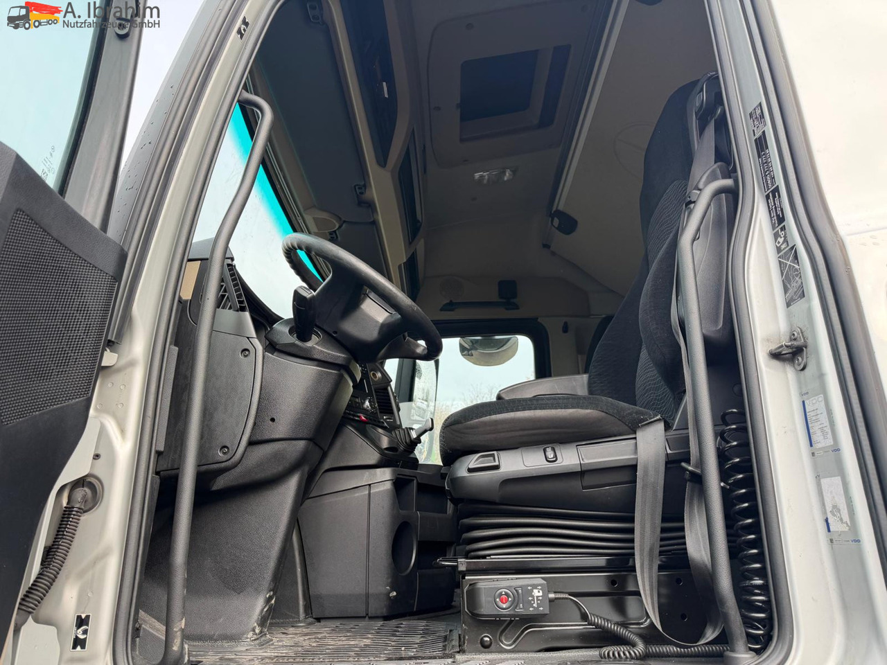 Mercedes-Benz 1842LS Retarder | 4x2 | Klima | Mega - Cap tractor: Foto 5 Mercedes-Benz 1842LS Retarder | 4x2 | Klima | Mega - Cap tractor: Foto 5