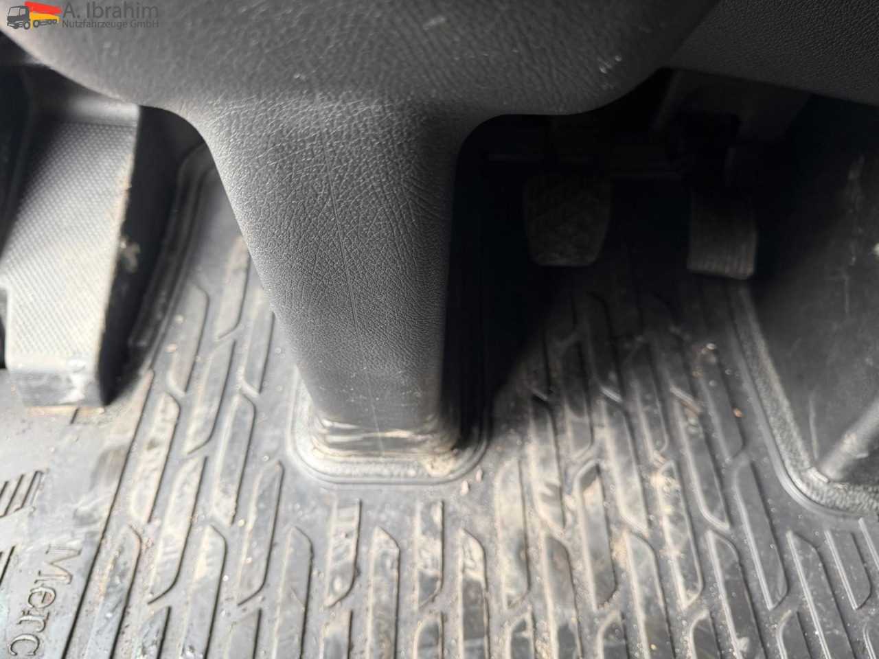 Mercedes-Benz 1842LS Retarder | 4x2 | Klima | Mega - Cap tractor: Foto 3 Mercedes-Benz 1842LS Retarder | 4x2 | Klima | Mega - Cap tractor: Foto 3