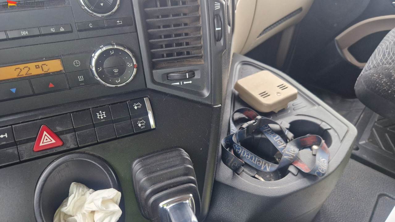 Mercedes-Benz 1843 Kipphydraulik, Standklima - Cap tractor: Foto 3 Mercedes-Benz 1843 Kipphydraulik, Standklima - Cap tractor: Foto 3