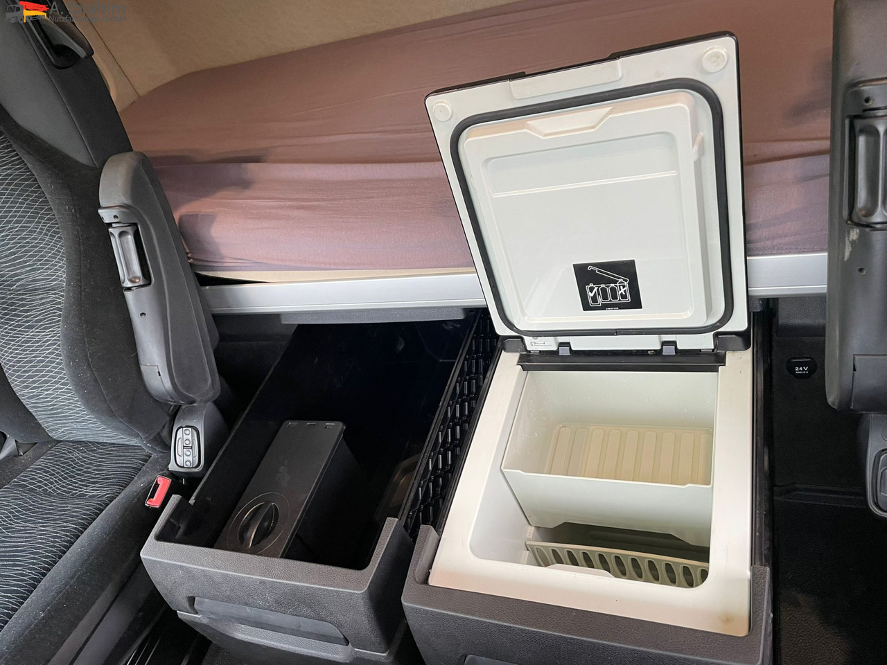 Mercedes-Benz ACTROS 2548 6x2 | Liftachse | 68t Zuggew.| Schwerlast-SZM - Cap tractor: Foto 3 Mercedes-Benz ACTROS 2548 6x2 | Liftachse | 68t Zuggew.| Schwerlast-SZM - Cap tractor: Foto 3