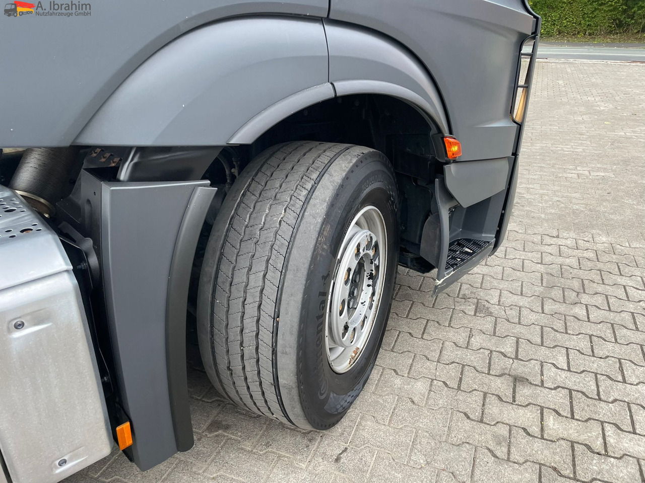 Cap tractor Mercedes-Benz ACTROS 2548 6x2 | Liftachse | 68t Zuggew.| Schwerlast-SZM: Foto 6 Cap tractor Mercedes-Benz ACTROS 2548 6x2 | Liftachse | 68t Zuggew.| Schwerlast-SZM: Foto 6