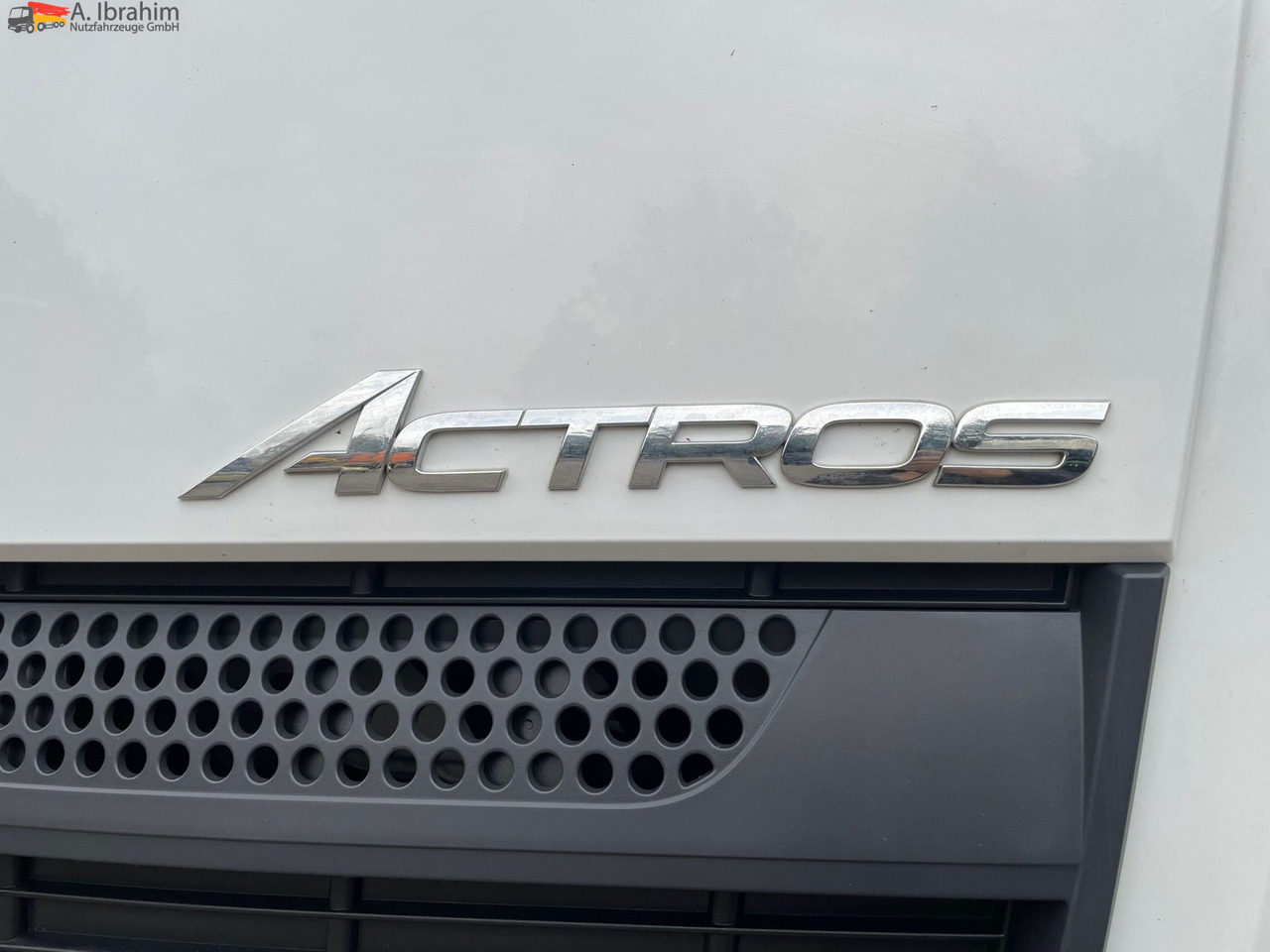 Mercedes-Benz ACTROS 2548 6x2 | Liftachse | 68t Zuggew.| Schwerlast-SZM - Cap tractor: Foto 4 Mercedes-Benz ACTROS 2548 6x2 | Liftachse | 68t Zuggew.| Schwerlast-SZM - Cap tractor: Foto 4