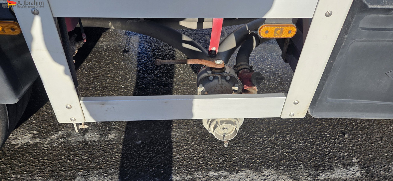 Feldbinder EUT 40.3 Liftachse, Scheibenbremse Topzustand | einsatzbereit - Semiremorcă siloz: Foto 2 Feldbinder EUT 40.3 Liftachse, Scheibenbremse Topzustand | einsatzbereit - Semiremorcă siloz: Foto 2