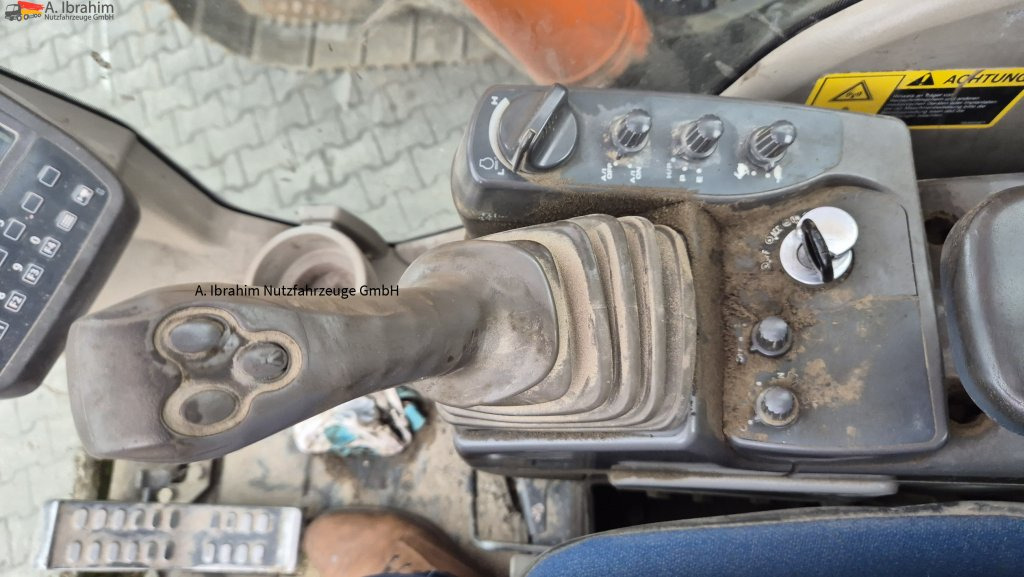Hitachi 225 USLC Zylinderkopfdichtung neu!! Zustand Ok - Excavator pe şenile: Foto 2 Hitachi 225 USLC Zylinderkopfdichtung neu!! Zustand Ok - Excavator pe şenile: Foto 2