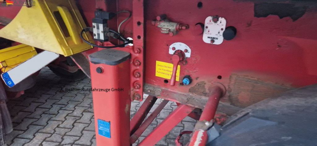 Kempf SKM 35/3 33 cbm Liftachse, Trommelbremse - Semiremorcă basculantă: Foto 4 Kempf SKM 35/3 33 cbm Liftachse, Trommelbremse - Semiremorcă basculantă: Foto 4