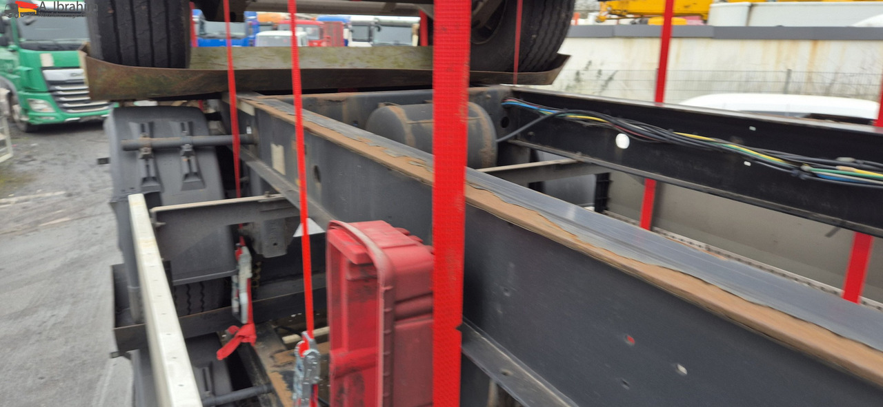Krone AZ 5x vorhanden SAF Achsen, fertig gestapelt - Remorcă transport containere/ Swap body: Foto 4 Krone AZ 5x vorhanden SAF Achsen, fertig gestapelt - Remorcă transport containere/ Swap body: Foto 4