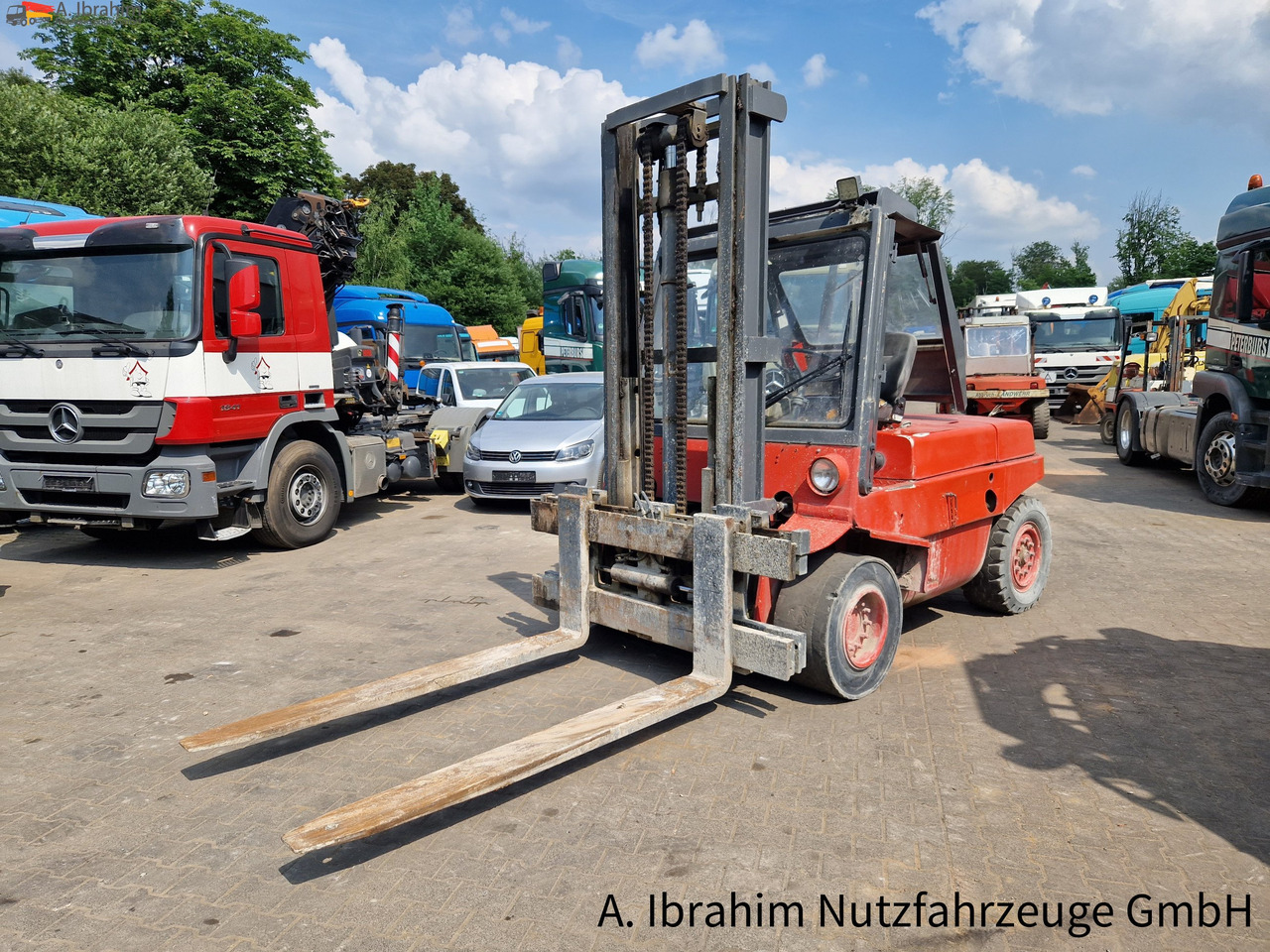 Linde H60 Tragfähigkeit 6000 kg ,3800 mm Hubhöhe, 2x vorhanden - Stivuitor diesel: Foto 1 Linde H60 Tragfähigkeit 6000 kg ,3800 mm Hubhöhe, 2x vorhanden - Stivuitor diesel: Foto 1