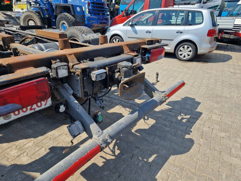 MAN 26.360 Klima Retarder Zustand gut - Camion transport containere/ Swap body: Foto 2 MAN 26.360 Klima Retarder Zustand gut - Camion transport containere/ Swap body: Foto 2