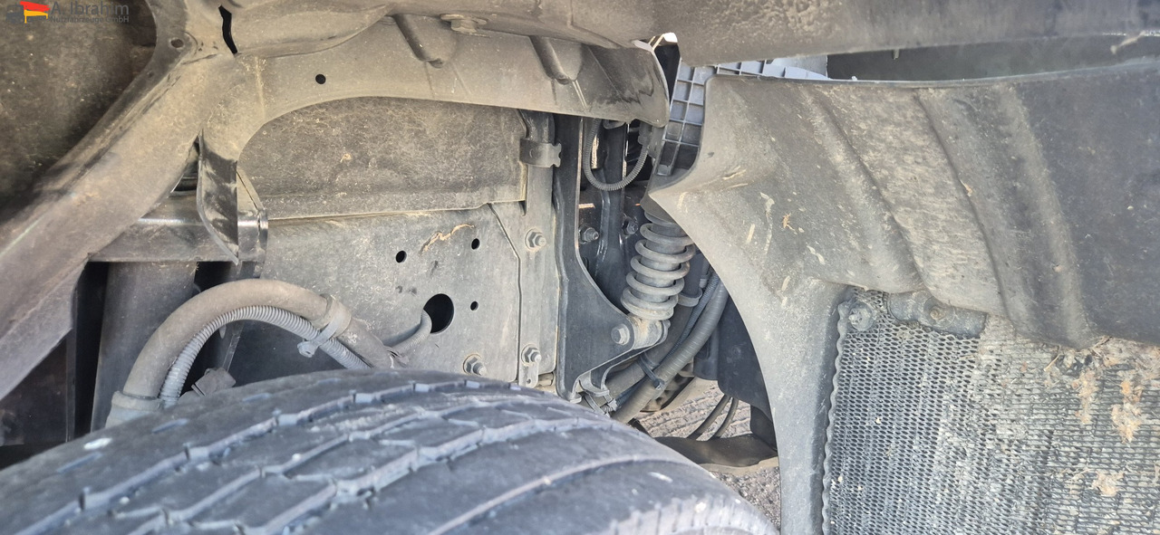 MAN TGL 8.160 4x2 Brotkoffer mit Kühlfach nicht fahrbereit ! nicht rollfähig - Autoutilitară frigorifica: Foto 5 MAN TGL 8.160 4x2 Brotkoffer mit Kühlfach nicht fahrbereit ! nicht rollfähig - Autoutilitară frigorifica: Foto 5