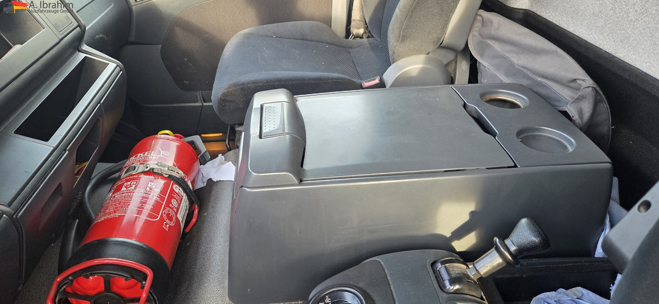 MAN TGM 18.290 Carrier Supra 950 U | LBW | 2 Kammer MT | Schneeketten - Camion frigider: Foto 2 MAN TGM 18.290 Carrier Supra 950 U | LBW | 2 Kammer MT | Schneeketten - Camion frigider: Foto 2