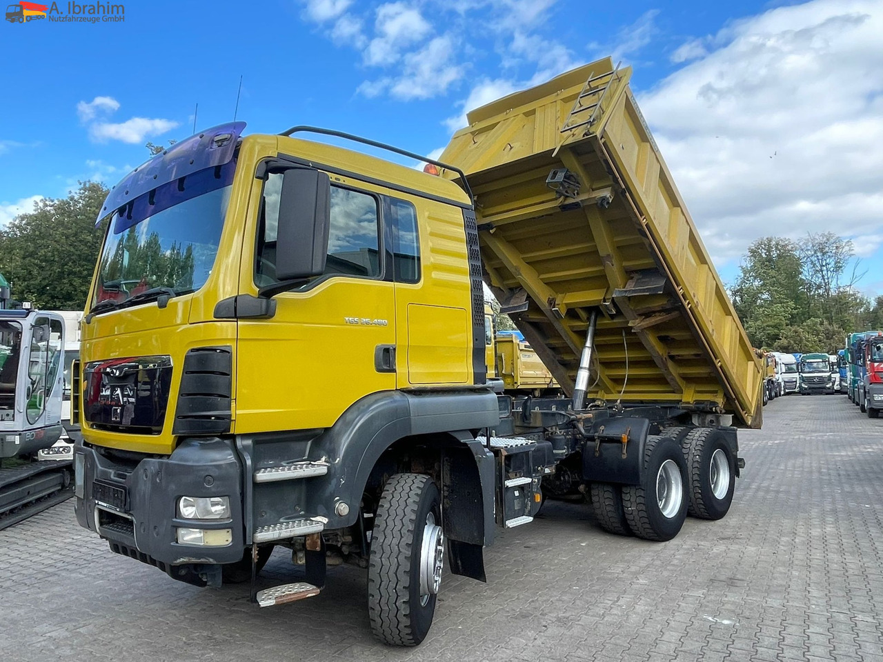 MAN TGS 26.480 Meiller 3 Seiten | 6x4 | Schalter | 3 Pedals - Camion basculantă: Foto 1 MAN TGS 26.480 Meiller 3 Seiten | 6x4 | Schalter | 3 Pedals - Camion basculantă: Foto 1