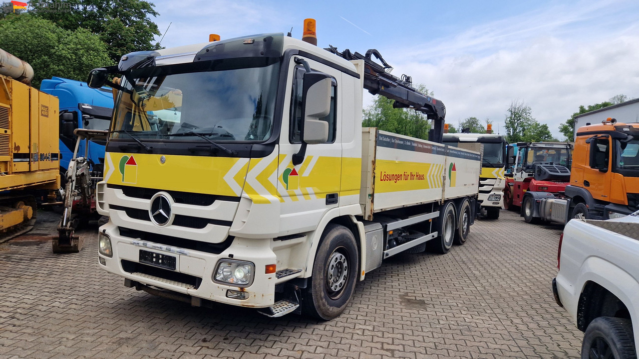 Mercedes-Benz 2541L Baustoff mit HIAB 122, Palettengabel Lift-Lenkachse, mp3 - Camion cu macara, Camion platformă: Foto 1 Mercedes-Benz 2541L Baustoff mit HIAB 122, Palettengabel Lift-Lenkachse, mp3 - Camion cu macara, Camion platformă: Foto 1