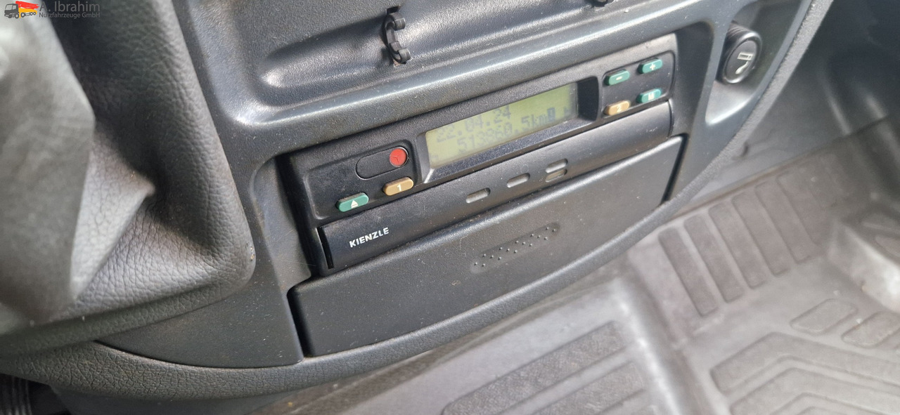 Mercedes-Benz 413 CDI Tiefkühlfächer, autom. Verkaufsklappe  Basis ist ok - Autoutilitară frigorifica: Foto 2 Mercedes-Benz 413 CDI Tiefkühlfächer, autom. Verkaufsklappe  Basis ist ok - Autoutilitară frigorifica: Foto 2