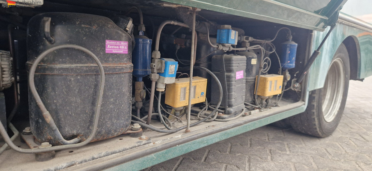 Mercedes-Benz 413 CDI Tiefkühlfächer, autom. Verkaufsklappe  Basis ist ok - Autoutilitară frigorifica: Foto 3 Mercedes-Benz 413 CDI Tiefkühlfächer, autom. Verkaufsklappe  Basis ist ok - Autoutilitară frigorifica: Foto 3