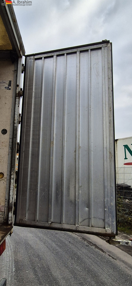 Mercedes-Benz 817  Möbelkoffer - Autoutilitară box: Foto 4 Mercedes-Benz 817  Möbelkoffer - Autoutilitară box: Foto 4