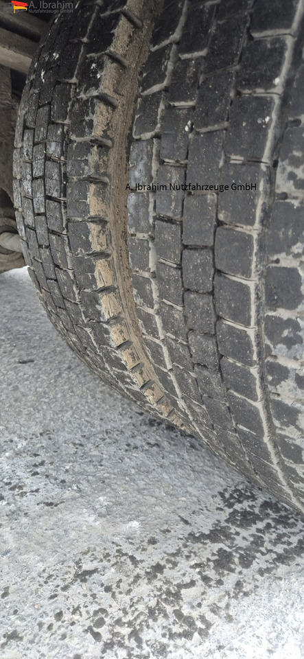 Mercedes-Benz 817  Möbelkoffer - Autoutilitară box: Foto 5 Mercedes-Benz 817  Möbelkoffer - Autoutilitară box: Foto 5