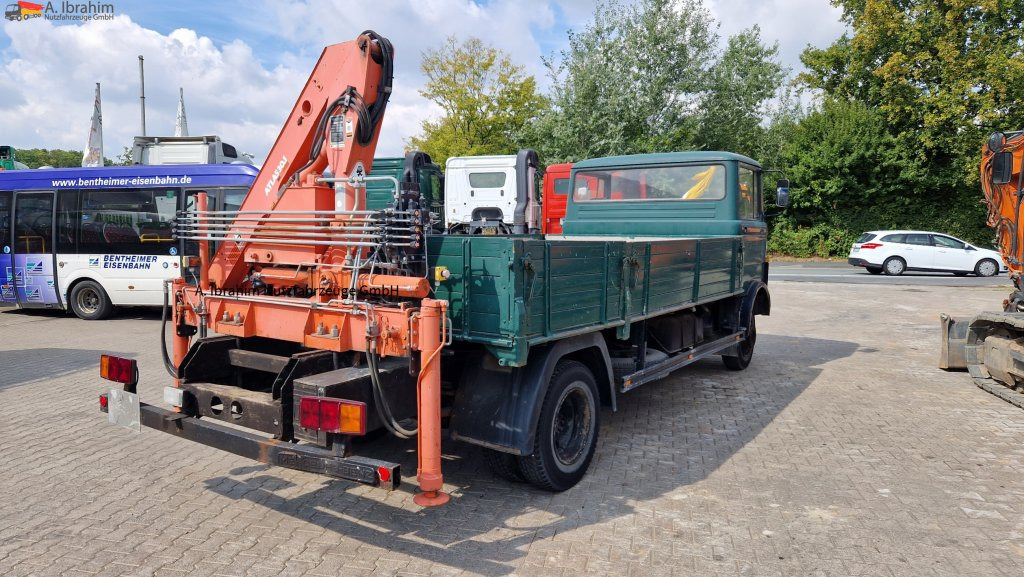 Mercedes-Benz DB 813 Pritsche Kran H- Kennzeichen,Oldtimer ein Stück Geschichte - Autoutilitară cu platformă: Foto 3 Mercedes-Benz DB 813 Pritsche Kran H- Kennzeichen,Oldtimer ein Stück Geschichte - Autoutilitară cu platformă: Foto 3