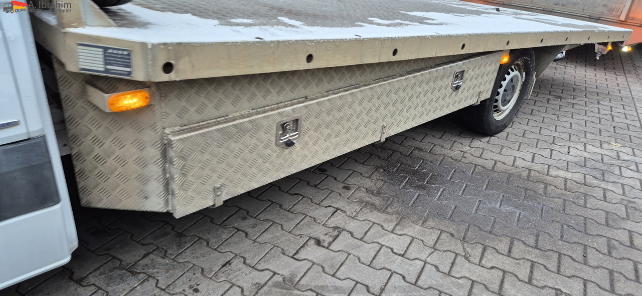 Mercedes-Benz Sprinter DB 319 CDI Automatik, Tempomat, ATM bei 290 tkm - Maşină de tractare: Foto 5 Mercedes-Benz Sprinter DB 319 CDI Automatik, Tempomat, ATM bei 290 tkm - Maşină de tractare: Foto 5