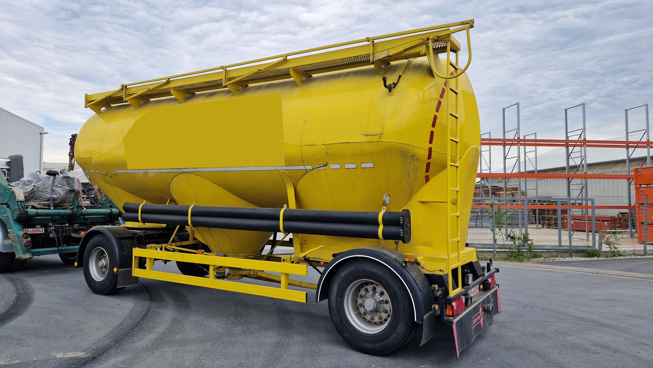 SPITZER SAPI 1832 Topzustand, einsatzbereit - Remorcă cisternă: Foto 1 SPITZER SAPI 1832 Topzustand, einsatzbereit - Remorcă cisternă: Foto 1