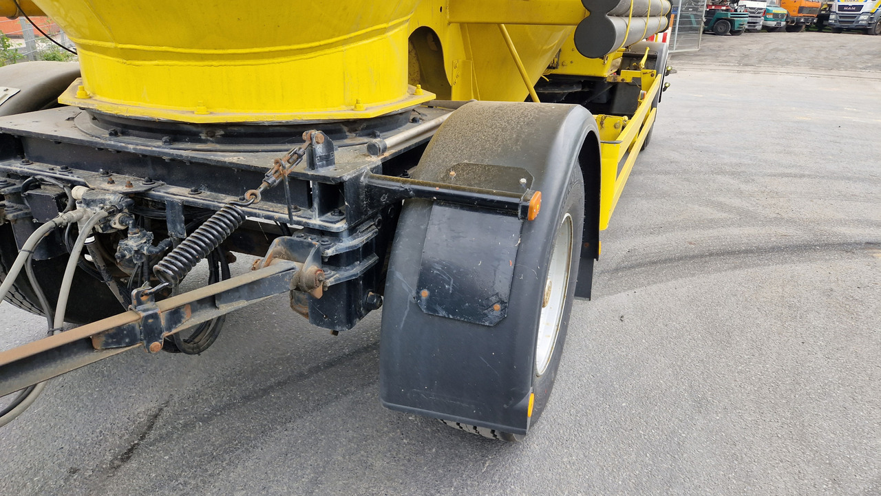 SPITZER SAPI 1832 Topzustand, einsatzbereit - Remorcă cisternă: Foto 2 SPITZER SAPI 1832 Topzustand, einsatzbereit - Remorcă cisternă: Foto 2