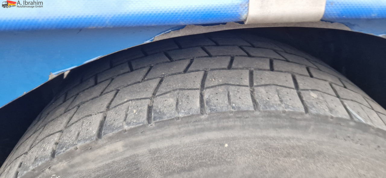 Scania R410 Retarder, Klima, Standklima Top Zustand!! - Camion cu prelată: Foto 5 Scania R410 Retarder, Klima, Standklima Top Zustand!! - Camion cu prelată: Foto 5