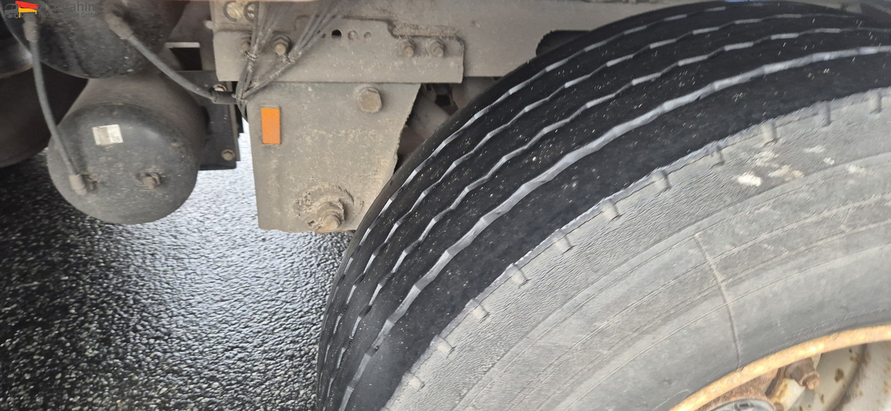 Schmitz SKO 20 Carrier Kühlung, LBW - Semiremorcă frigider: Foto 4 Schmitz SKO 20 Carrier Kühlung, LBW - Semiremorcă frigider: Foto 4