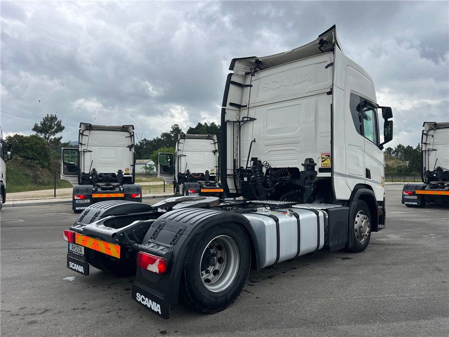 Scania R450 - Cap tractor: Foto 4 Scania R450 - Cap tractor: Foto 4