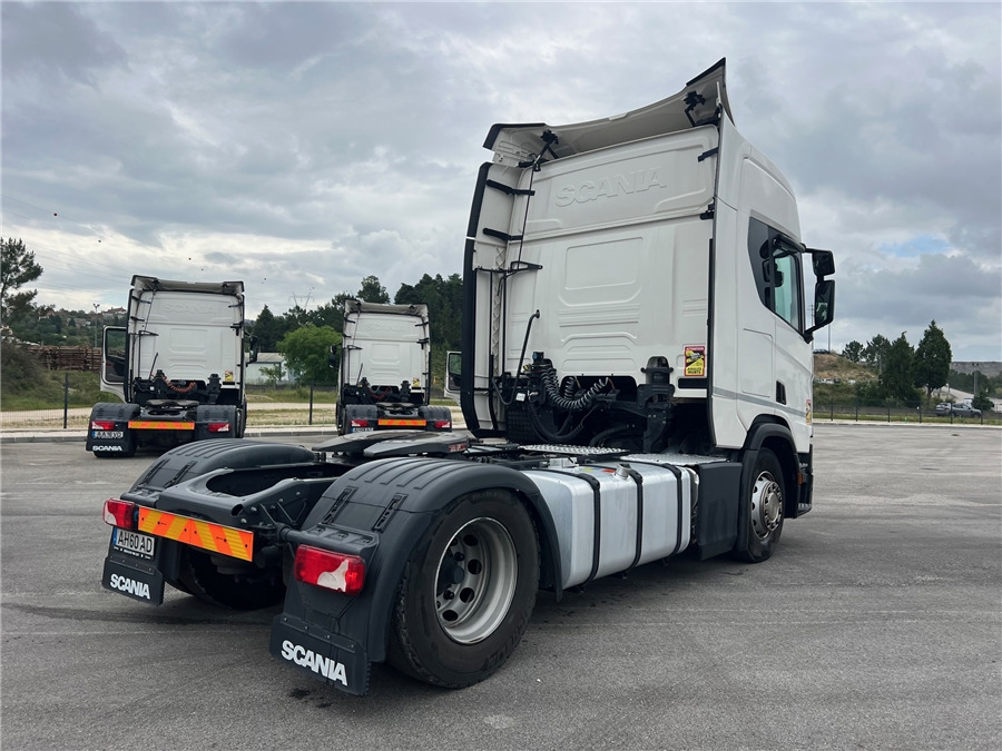 Scania R450 - Cap tractor: Foto 4 Scania R450 - Cap tractor: Foto 4