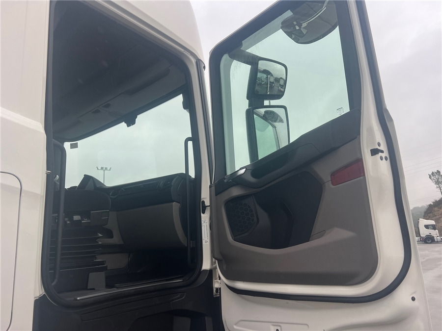 Cap tractor Scania R450 / RETARDER: Foto 12 Cap tractor Scania R450 / RETARDER: Foto 12