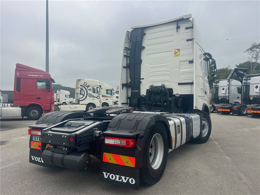 Volvo FH500 / RETARDER / BJ2021 - Cap tractor: Foto 4 Volvo FH500 / RETARDER / BJ2021 - Cap tractor: Foto 4