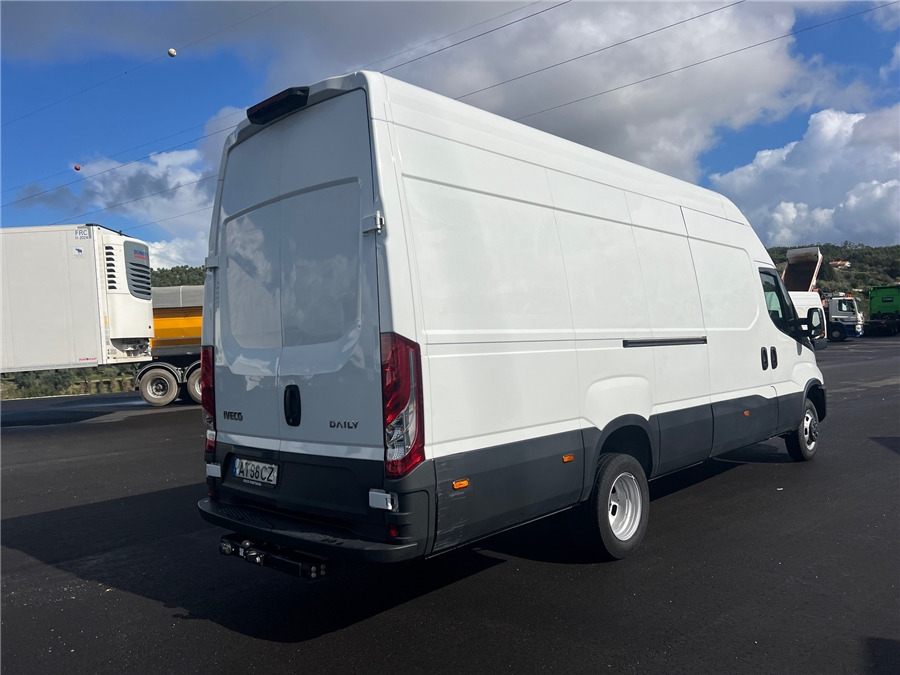 Iveco 35C16 - Dubă: Foto 4 Iveco 35C16 - Dubă: Foto 4