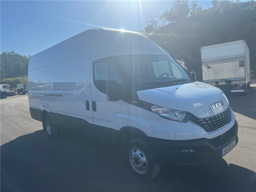 Iveco 35C16 - Dubă: Foto 3 Iveco 35C16 - Dubă: Foto 3