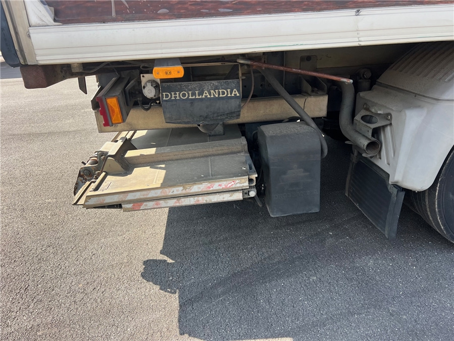 Camion frigider MERCEDES-BENZ 1318: Foto 18