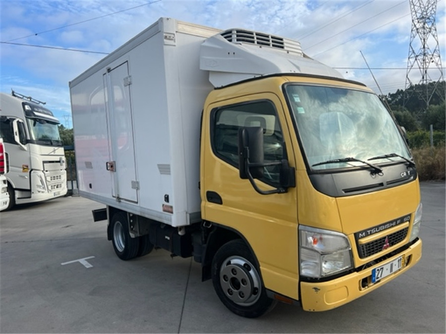Mitsubishi Canter - Autoutilitară frigorifica: Foto 1 Mitsubishi Canter - Autoutilitară frigorifica: Foto 1