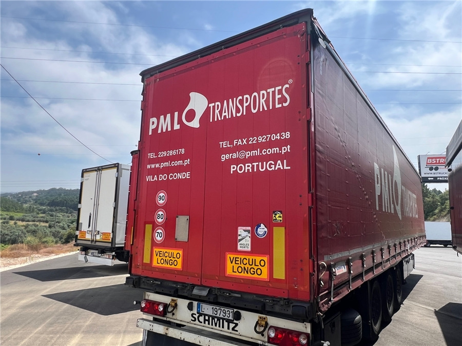 SCHMITZ CARGOBULL SCB-S3T TETO ELEVAR - Semiremorcă prelată: Foto 4 SCHMITZ CARGOBULL SCB-S3T TETO ELEVAR - Semiremorcă prelată: Foto 4