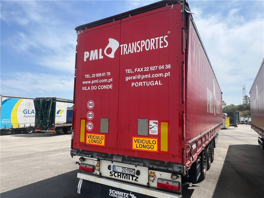 SCHMITZ CARGOBULL SCB-S3T TETO ELEVAR - Semiremorcă prelată: Foto 4 SCHMITZ CARGOBULL SCB-S3T TETO ELEVAR - Semiremorcă prelată: Foto 4