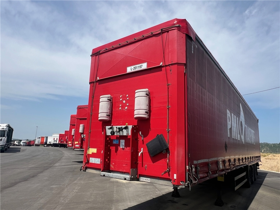 SCHMITZ CARGOBULL SCB-S3T TETO ELEVAR - Semiremorcă prelată: Foto 1 SCHMITZ CARGOBULL SCB-S3T TETO ELEVAR - Semiremorcă prelată: Foto 1