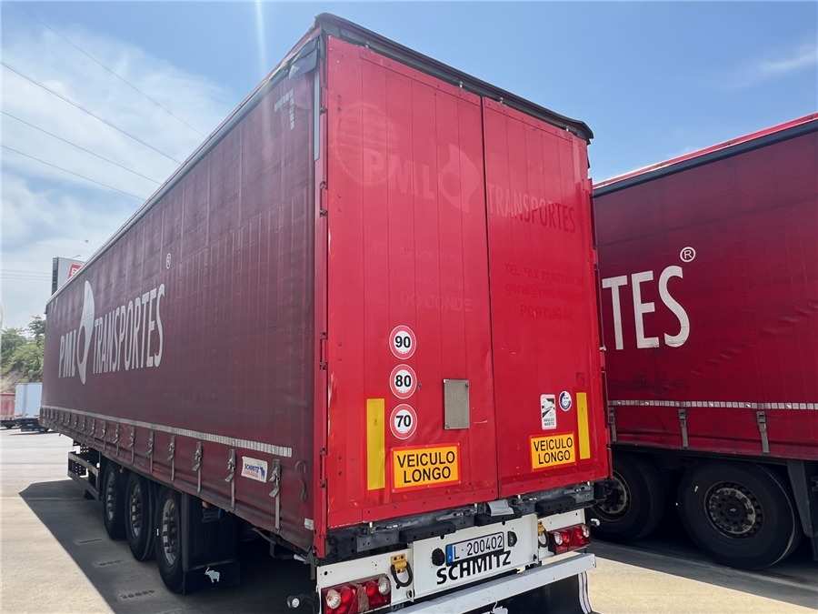SCHMITZ CARGOBULL SCB-S3T TETO ELEVAR - Semiremorcă prelată: Foto 3 SCHMITZ CARGOBULL SCB-S3T TETO ELEVAR - Semiremorcă prelată: Foto 3
