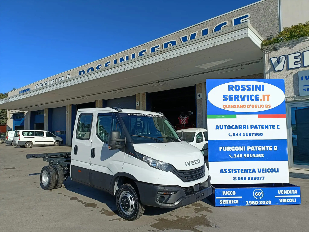 IVECO DAILY 35C16 DOPPIA CABINA 7 POSTI - Autoutilitară: Foto 1 IVECO DAILY 35C16 DOPPIA CABINA 7 POSTI - Autoutilitară: Foto 1