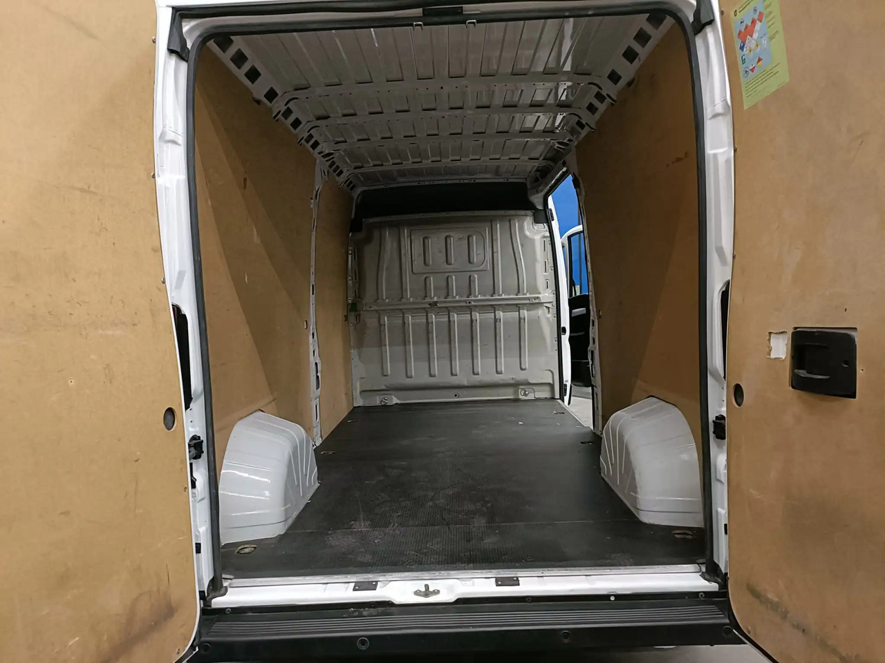 Leasing de  FIAT DUCATO 35 L3H2 CNG METANO FIAT DUCATO 35 L3H2 CNG METANO: Foto 7
